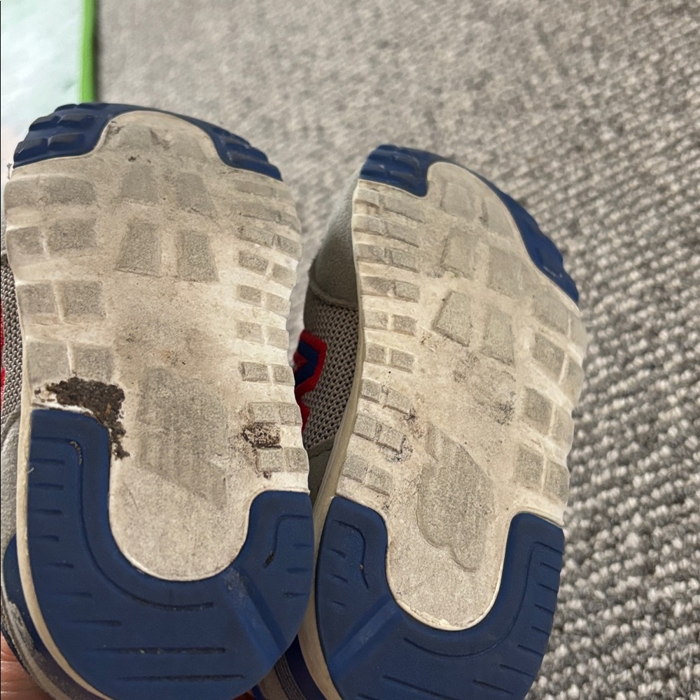 New Balance - Picture 4 of 6